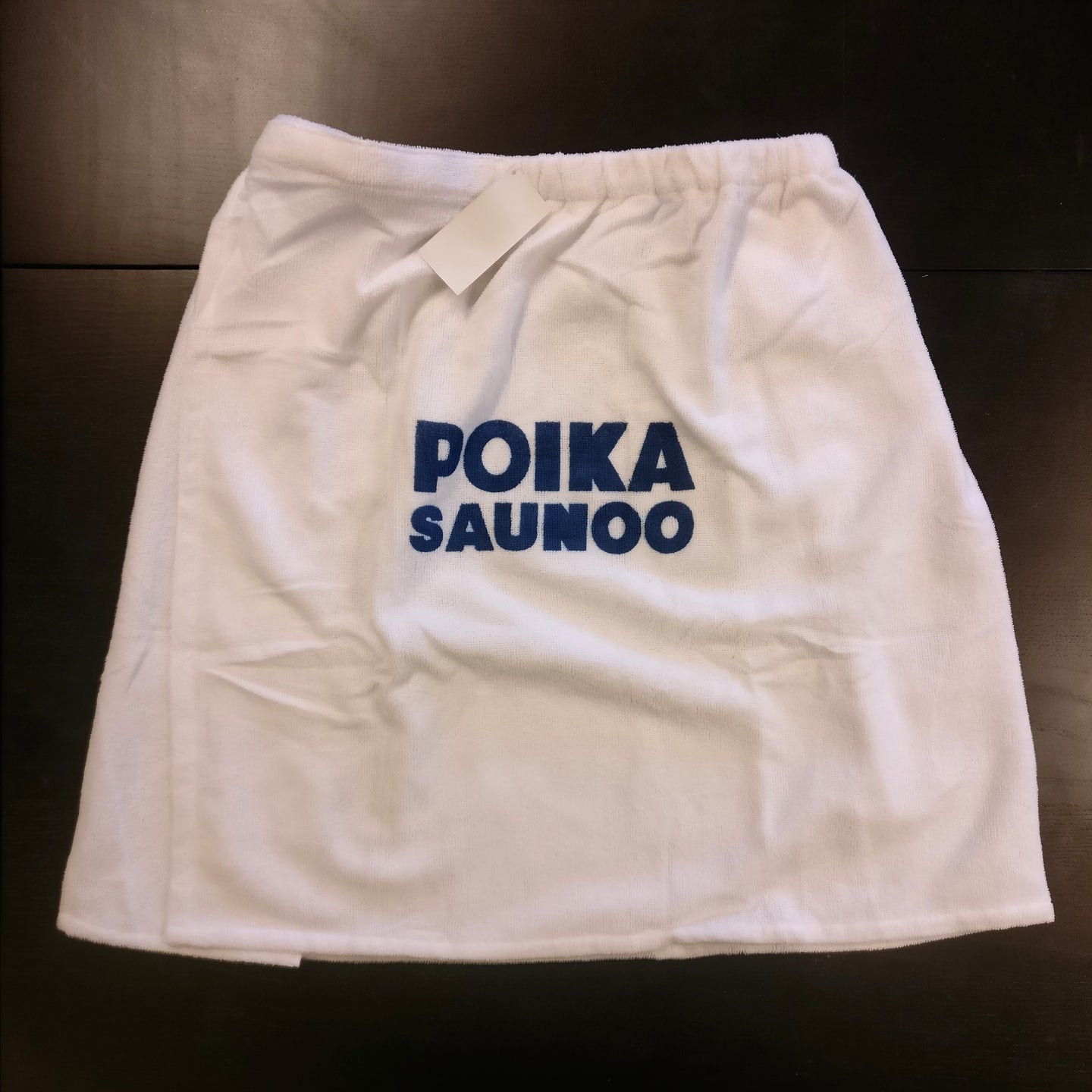 Poika saunoo Saunakiltti